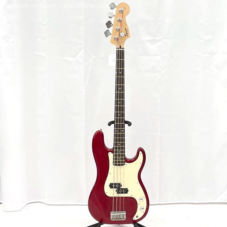 Squier by Fender Affinity Series P-Bass (Red) Electric Bass - Tested